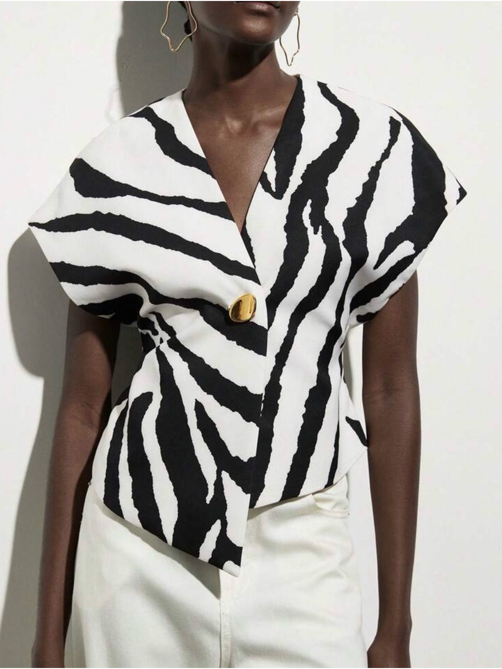 Lined Zebra-Print Asymmetrical Hemmed Blouse Top